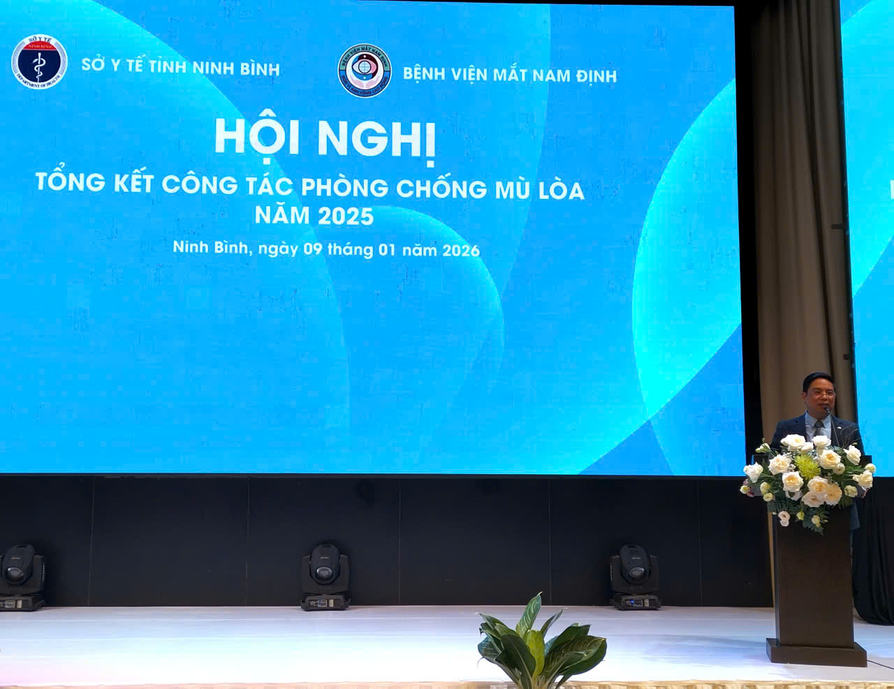BỆNH VIỆN MẮT NAM ĐỊNH TỔ CHỨC HỘI NGHỊ TỔNG KẾT CÔNG TÁC PHÒNG CHỐNG MÙ LÒA NĂM 2025