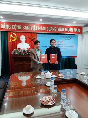 Ký kết thỏa thuận hợp tác về thực hiện thanh toán viện phí không dùng tiền mặt tại Bệnh viện Mắt tỉnh Nam Định