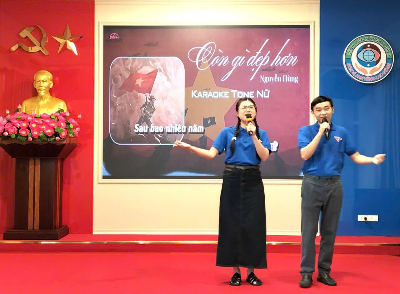 BỆNH VIỆN MẮT NAM ĐỊNH KỶ NIỆM 95 NĂM NGÀY THÀNH LẬP ĐOÀN THANH NIÊN VÀ ẤM ÁP LỄ TRƯỞNG THÀNH ĐOÀN