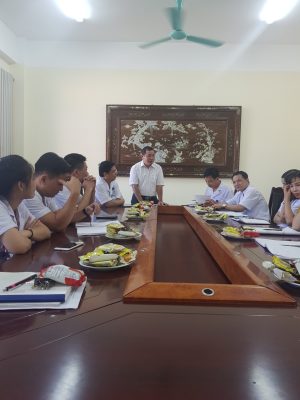 Bệnh viện Mắt Nam Định chia tay cán bộ về hưu