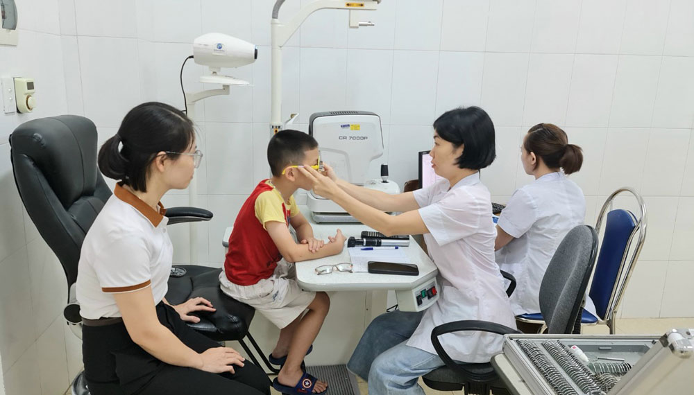 Bệnh viện Mắt tỉnh Nam Định: Sử dụng hiệu quả nguồn lực cho nâng cao chất lượng khám chữa bệnh