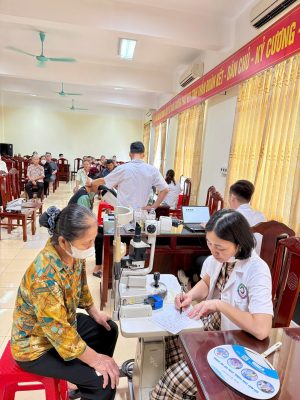 BỆNH VIỆN MẮT NAM ĐỊNH TỔ CHỨC KHÁM SÀNG LỌC BỆNH VÕNG MẠC ĐÁI THÁO ĐƯỜNG VÀ TƯ VẤN SỨC KHỎE MẮT TẠI BỆNH VIỆN ĐA KHOA XUÂN TRƯỜNG
