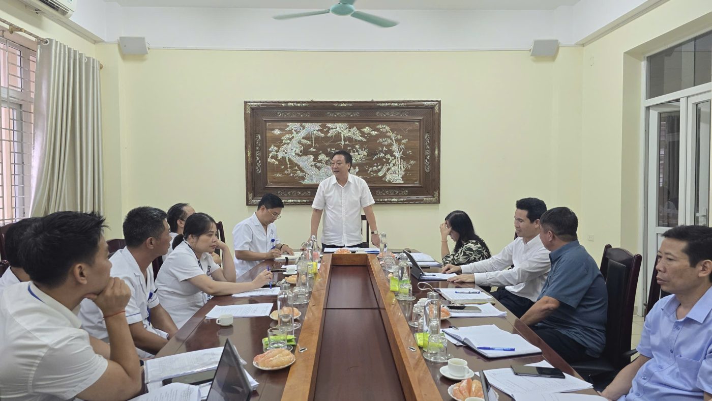 Buổi làm việc khảo sát tình hình chất lượng nhân lực lĩnh vực Y tế