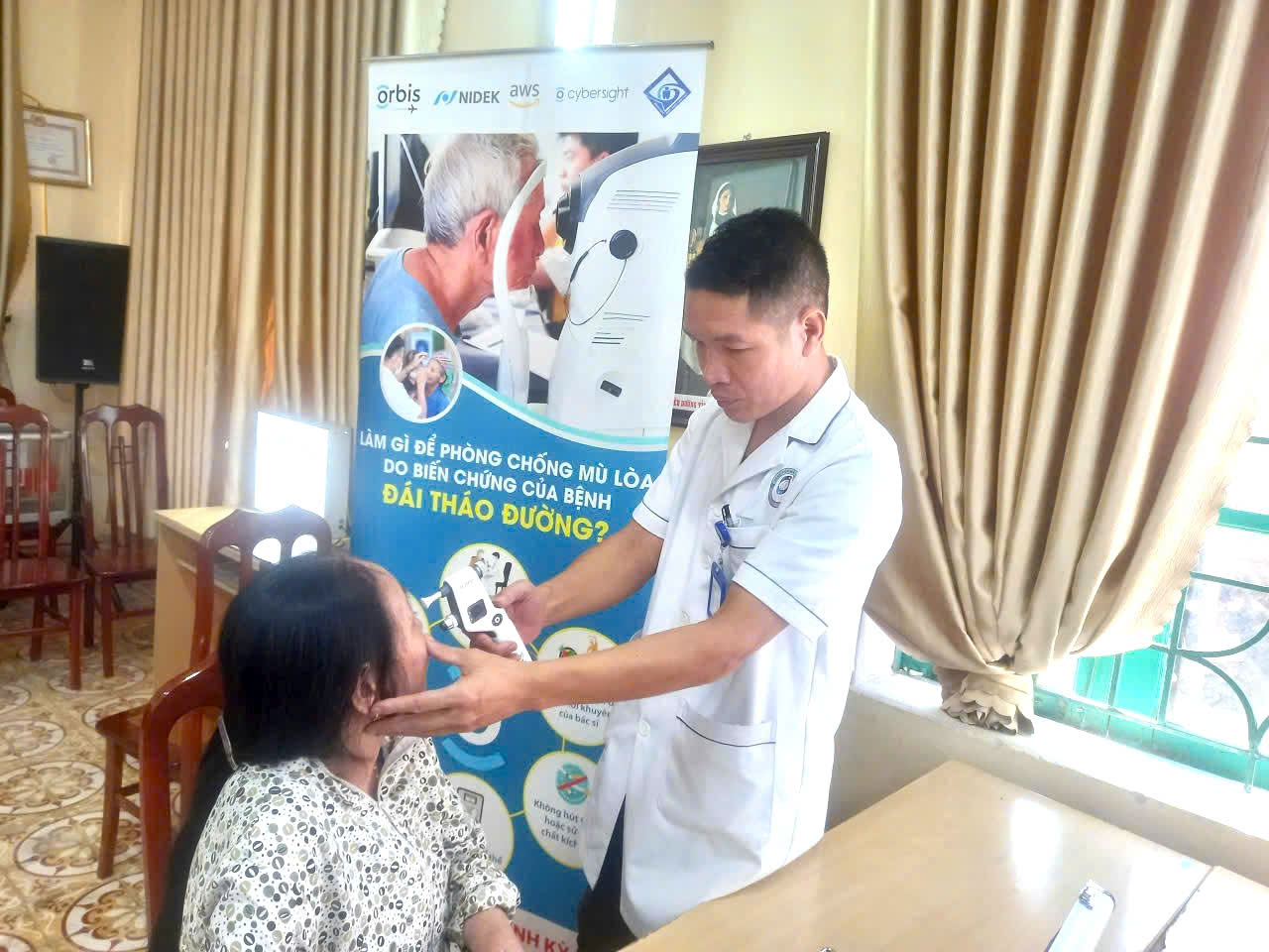BỆNH VIỆN MẮT NAM ĐỊNH TỔ CHỨC TẦM SOÁT BỆNH VÕNG MẠC ĐÁI THÁO ĐƯỜNG VÀ TƯ VẤN SỨC KHỎE MẮT TẠI BVĐK NGHĨA HƯNG