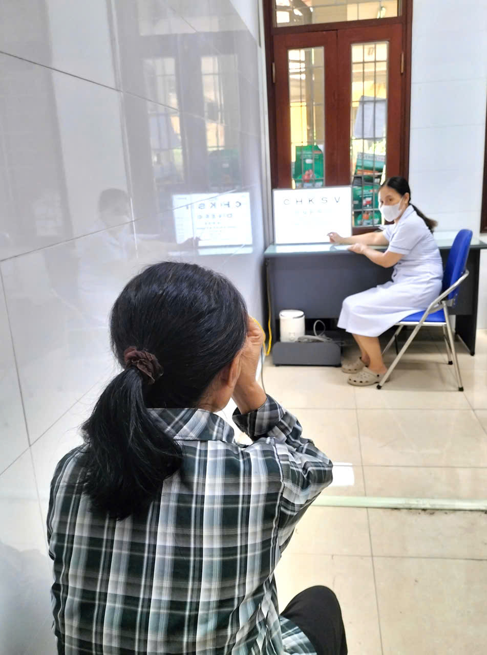 BỆNH VIỆN MẮT NAM ĐỊNH TỔ CHỨC KHÁM SÀNG LỌC BỆNH VÕNG MẠC ĐÁI THÁO ĐƯỜNG VÀ TƯ VẤN MẮT TẠI BỆNH VIỆN NỘI TIẾT NAM ĐỊNH